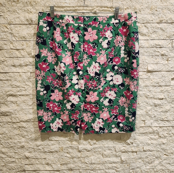 J Crew Vibrant Green Pink Floral Print Pencil Skirt Size 12 - Picture 2 of 9